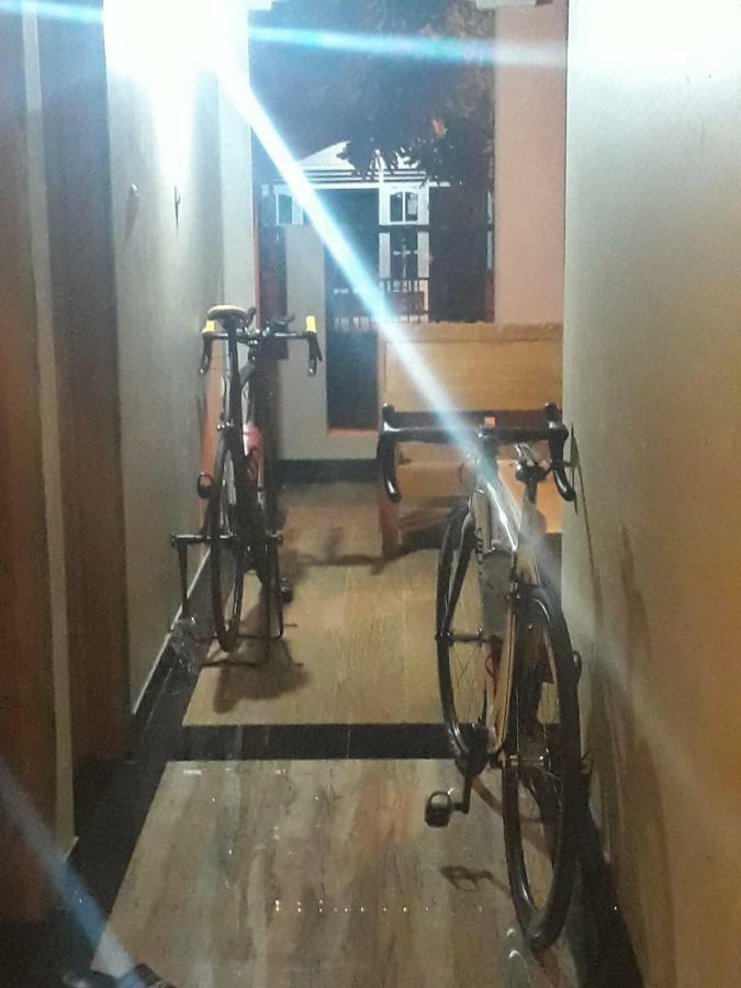 Wonosari 纽奥尔琳德斯旅馆酒店 外观 照片